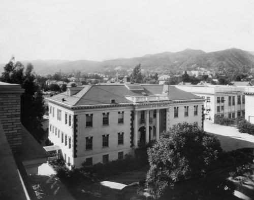 Hollywood High School campus