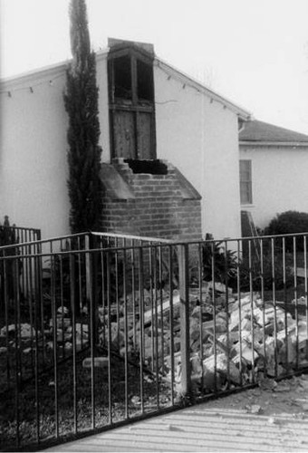 Earthquake Damage, Sherman Oaks, January 1994