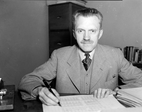 Gustaf Stromberg at his desk at Mount Wilson Observatory