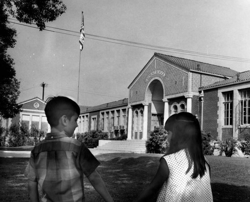 Fremont Elementary School, condemned