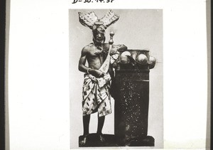 Haupt der Schwertträger des Häuptlings Odow Kwame v. Abetifi