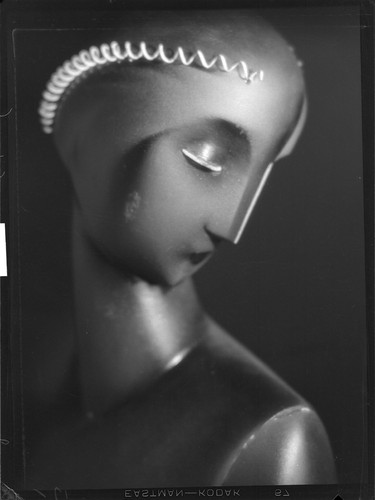 Sculpture. ["The Dark Lady," by Herbert Diamant] [negative]