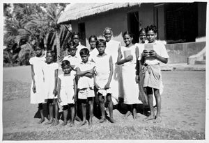 Nordindien, Santal Parganas. Søndagsskolebørn i Koroya menighed. (Foto ca. 1951)