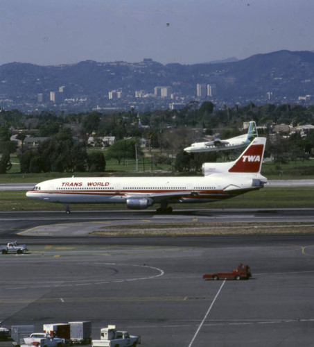 TWA L-1011 taking off at LAX