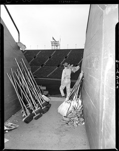 Los Angeles Coliseum, 1948