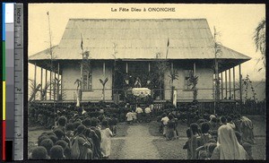 Men and women worshiping on a feast day, Ononge, Papua New Guinea, ca.1900-1930