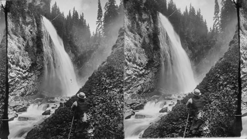 Narade Falls in Paradise River, on trail to Tacoma. Washington