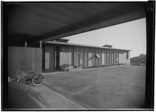 Agee, James, residence. Exterior