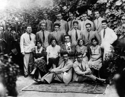 Group photo of Armenian actors