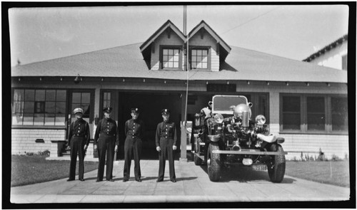 Ahrens-Fox crew with apparatus outside Station No. 2, 1929 Appleton