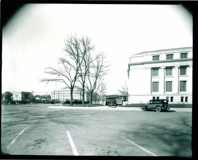 Stockton - Muncipal Buildings: Stockton City Hall with Civic Memorial Auditorium in background