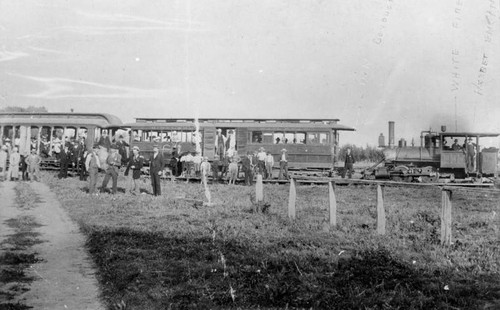 Arrowhead train, 1896