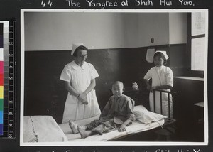 Nurses and patient, Shi Hui Yao, China, ca. 1937