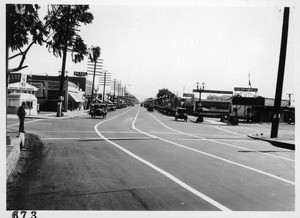 State Highway Route 2, Los Angeles County. Traffic lanes on Whittier Boulevard looking east from Pasadena Avenue, 1927