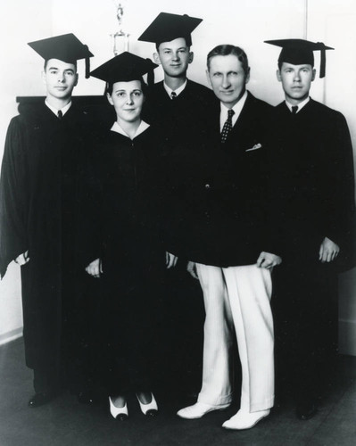 George Pepperdine with graduates of 1938