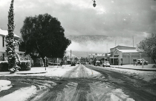 Looking south on North San Gorgonio Avenue after snowfall