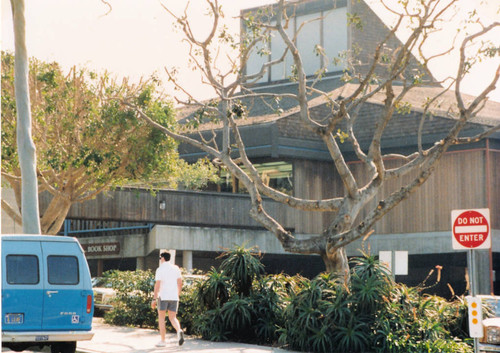Laguna Beach Library in the 1980s