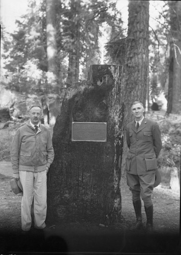 Dedications and Ceremonies, Plaques, NPS Individual. National Geographic Society Plaque. Dr. Gilbert Grosvenor and Supt. John R. White