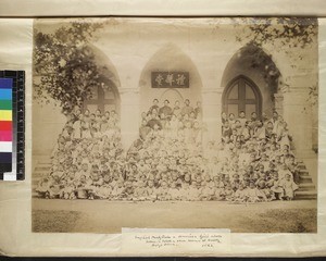 Pupils of Girls' and women's schools, Xiamen, Fujian province, China, 1893