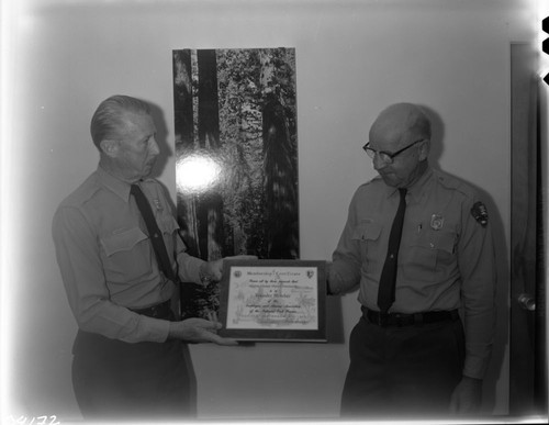 NPS Groups, Superintendent McLaughlin (left) and Peter Schuft. Park Superintendents, Dedications and ceremonies. Ceremony in which SNHA is recognized as a Founder Member of the Employees and Alumni A