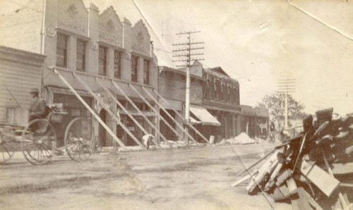 1906 Earthquake damaged Franck building
