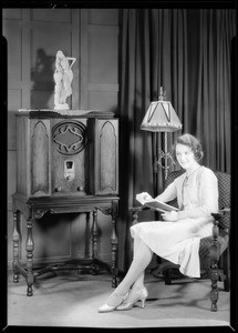 Mary Philbin and radio, Majestic Radio, Southern California, 1930