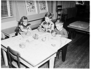 Thanksgiving buildup for children in schools, 1951