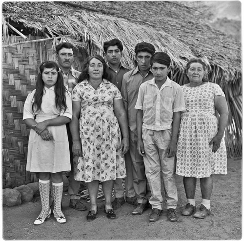 Guillermo Villavicencio Rosas family at Rancho Pie de la Cuesta