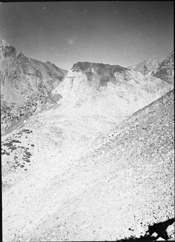 Talus Slopes, Rae Lakes Basin Panorama. Middle right panel of a six panel panorama