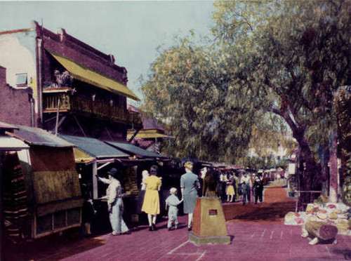 Olvera Street. A little bit of old Mexico in the heart of Los Angeles