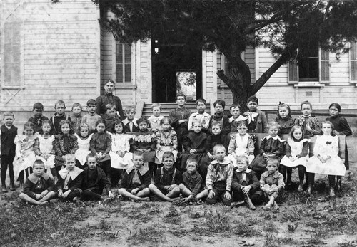 Mrs. McCharles's third grade class, Tustin Public School, ca. 1900