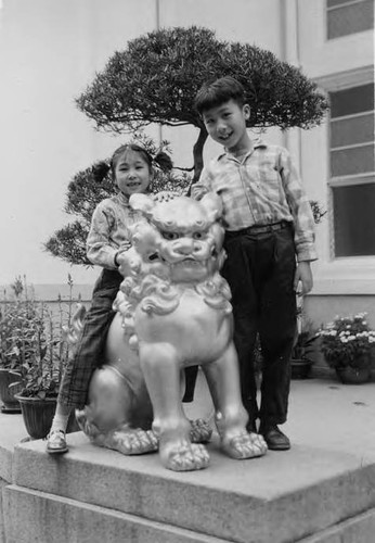 Susan and Henry Quan at the Tiger Balm gardens