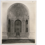 Exterior niche C, "Wealth of the Earth," at the Oakland Municipal Auditorium, circa 1914