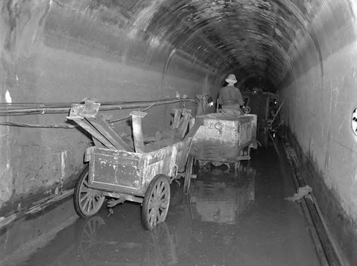 Newhall tunnel of Los Angeles Aqueduct during reconditioning