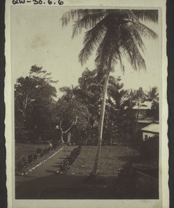 Courtyard of the mission house in Aburi, 1916