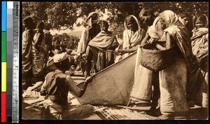Crowded marketplace, Bangladesh, ca.1920-1940