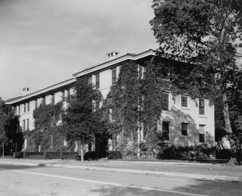 Albert K. Smiley Hall, Pomona College