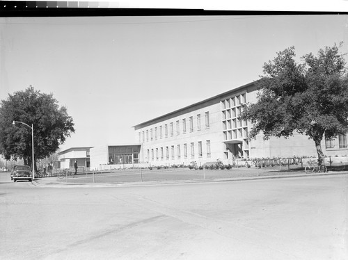 Hunt Hall, University of Calif., Davis, Calif