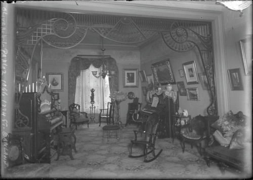 Parlor, William Letts Oliver house, 1066 12th Street, Oakland. [negative]
