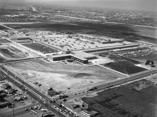 Ford Motor Co., Mercury Plant, looking west, Washington and Rosemead