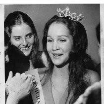 Tracey Honeycutt shows her emotions upon being crowned Miss Carmichael 1973