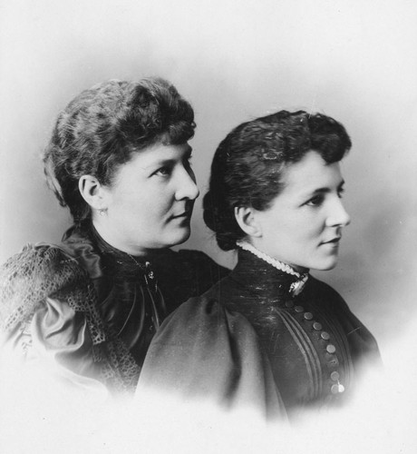 Clara Baker and Zoila Smythe, Portrait. [graphic]