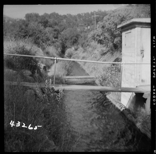 Kaweah #2 - Gauging Station at intake looking upstream toward measuring section