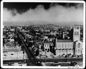 First Congregational Church and surrounding community at Sixth Street and Commonwealth Avenue, Los Angeles