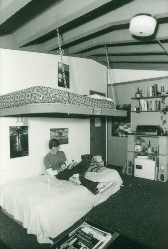 Dorm room, Claremont McKenna College