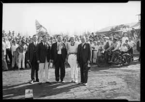 Gladys O'Donnell & committee of Long Beach men at airport, Long Beach, CA, 1929