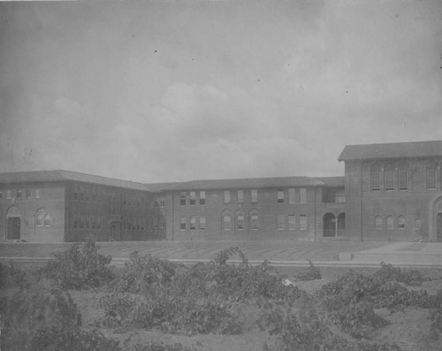 Old campus-Administration building-0019