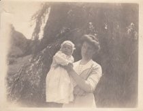 Portrait of E.E. Wood Family, circa unknown