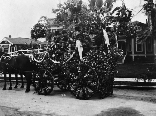 Carriage covered with flowers