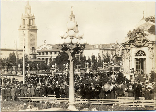 [Orange Blossom Building at the Panama-Pacific International Exposition]